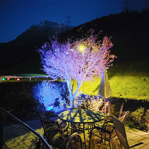 Novostella flood light outlet